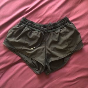 Lululemon Hotty Hot Short 2.5” inseam